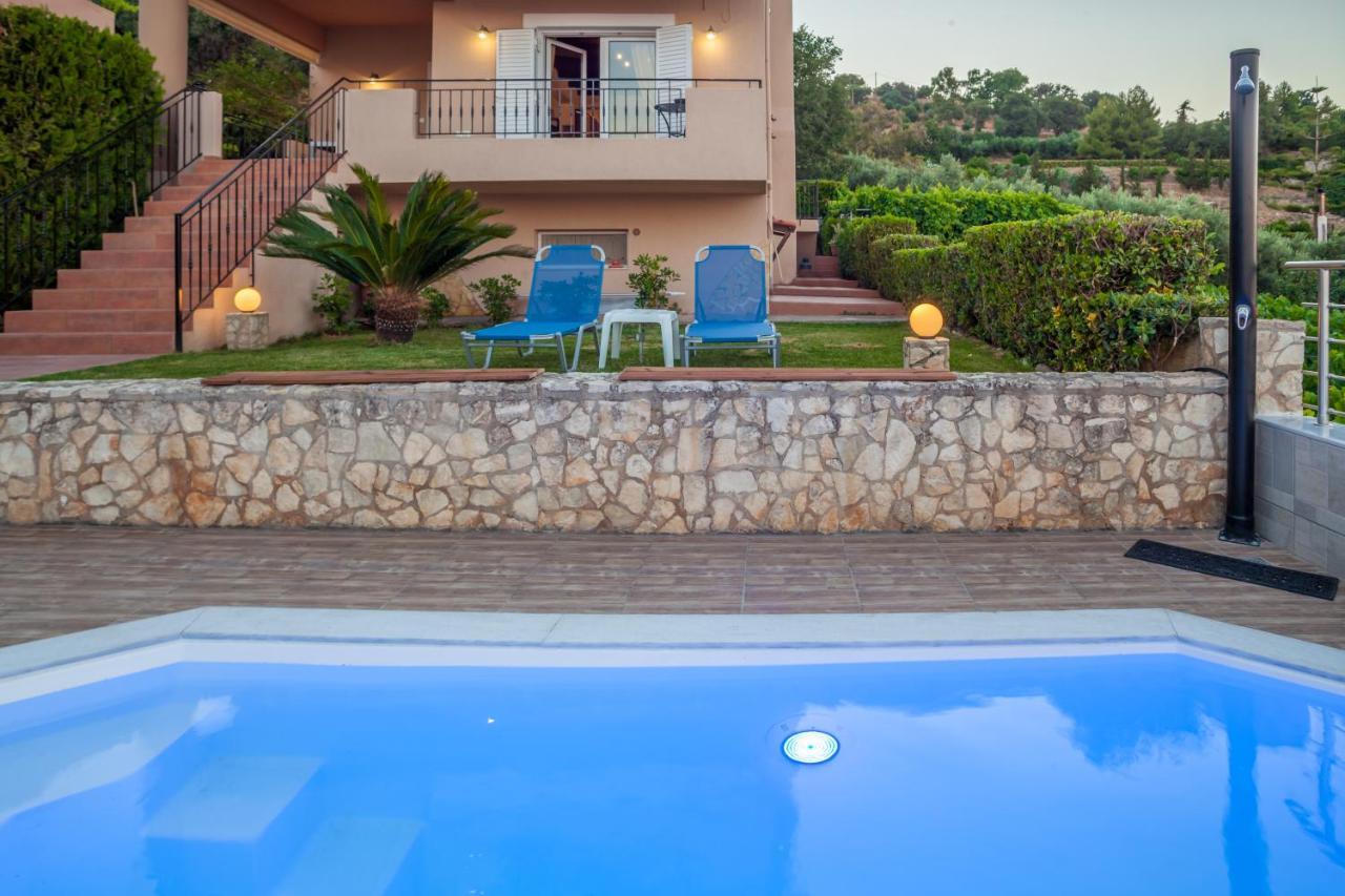 Panorama Traditional House With Private Pool Rodhia  ภายนอก รูปภาพ