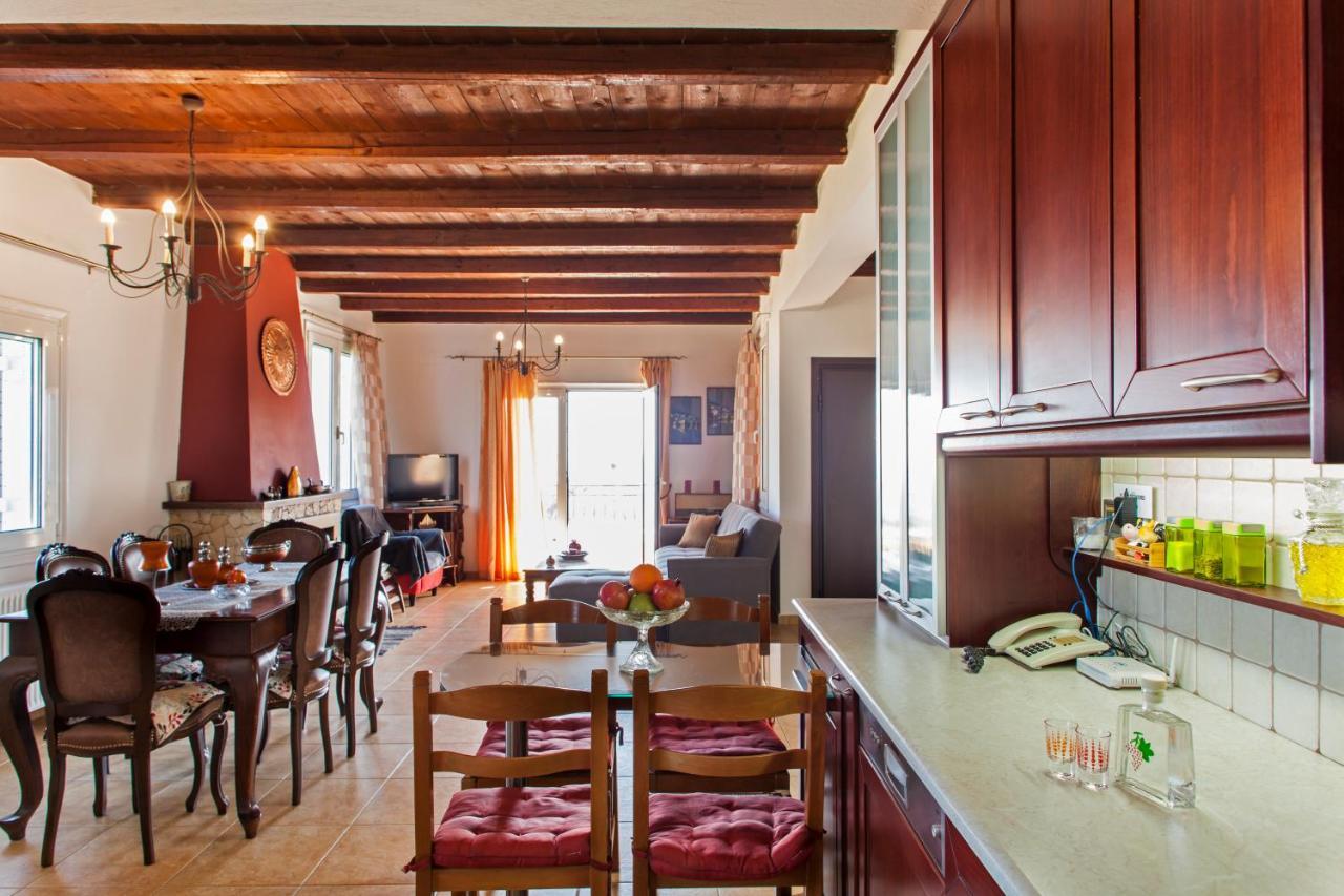 Panorama Traditional House With Private Pool Rodhia  ภายนอก รูปภาพ